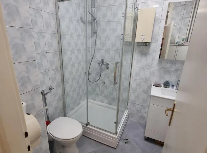 Apartman Big Downtown Across National Theater